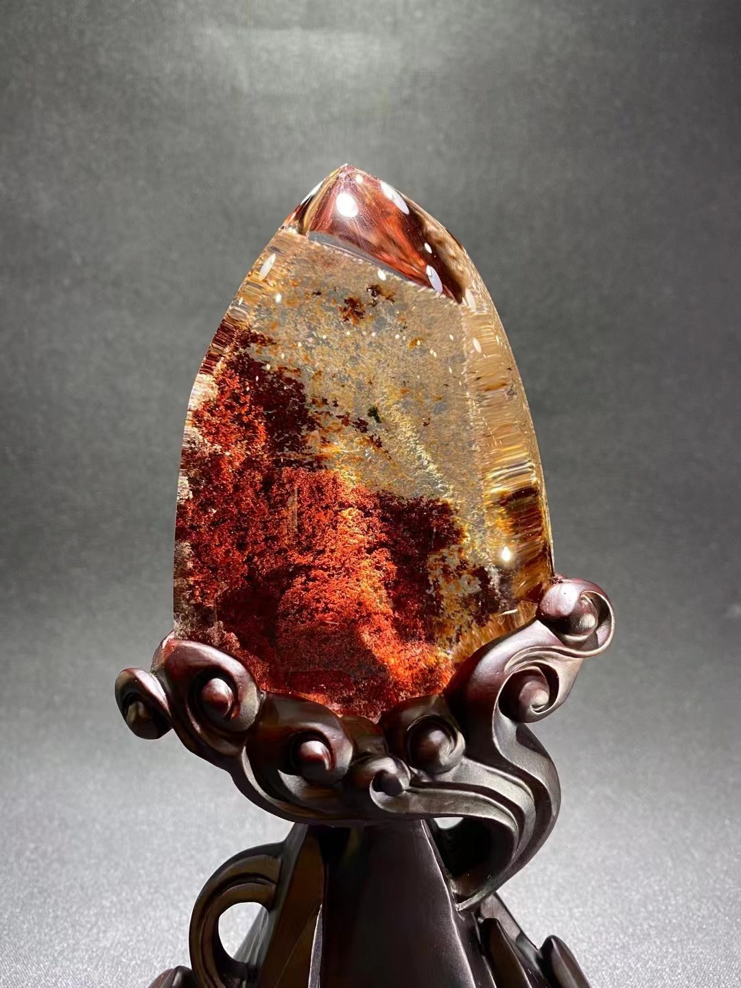 天然紅幽靈原石 Natural red garden quartz rough stone