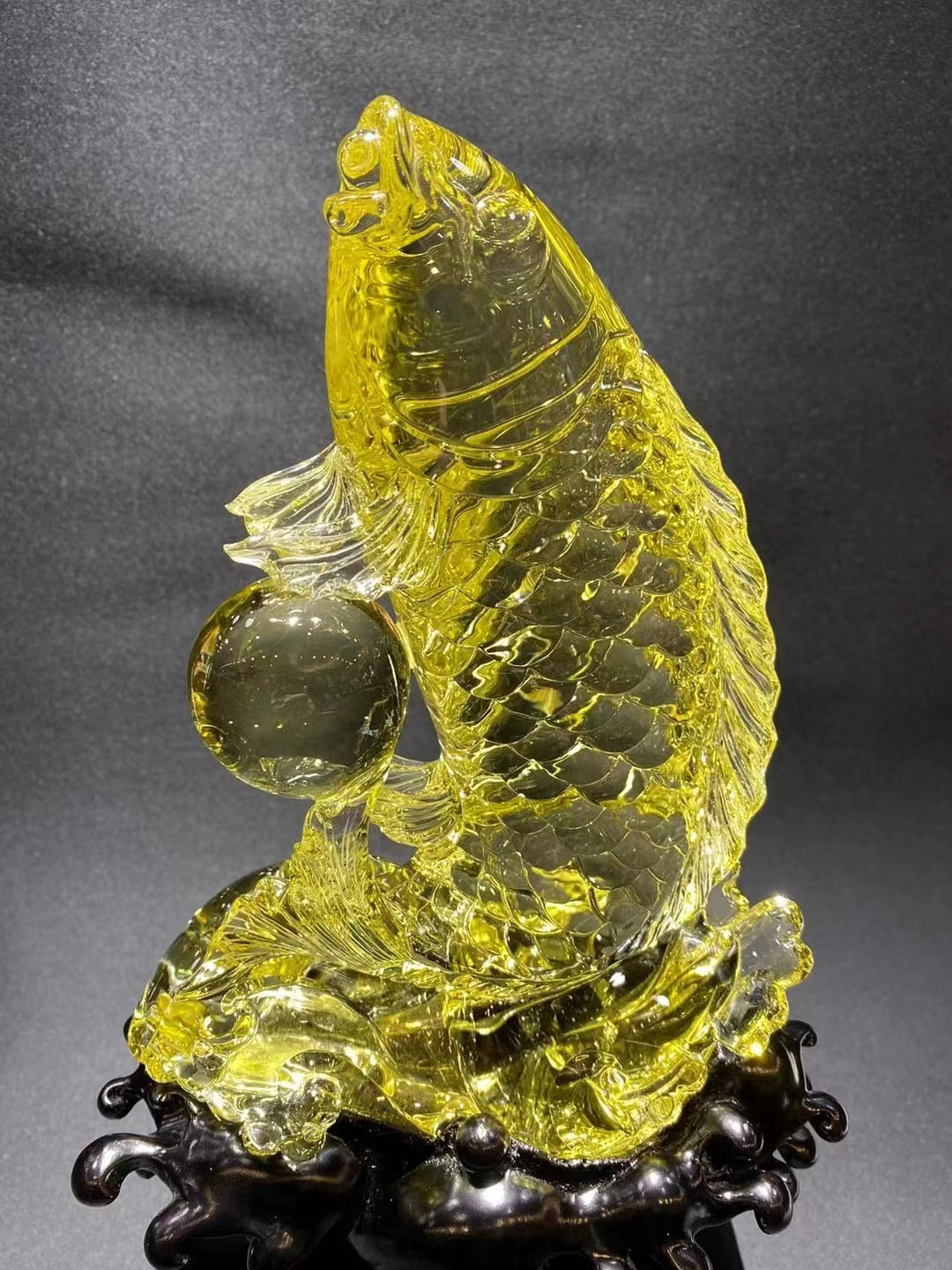 天然黃水晶鯉魚擺件  Natural citrine carp ornaments