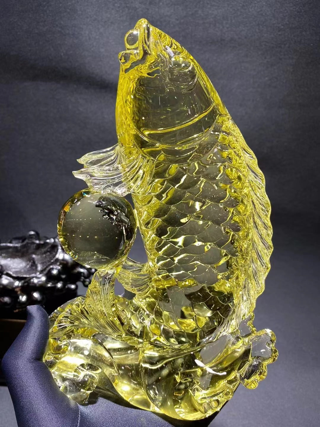 天然黃水晶鯉魚擺件  Natural citrine carp ornaments