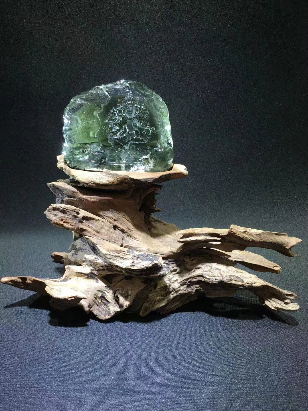 天然綠幽靈星光水晶原石  Natural green ghost star crystal rough stone