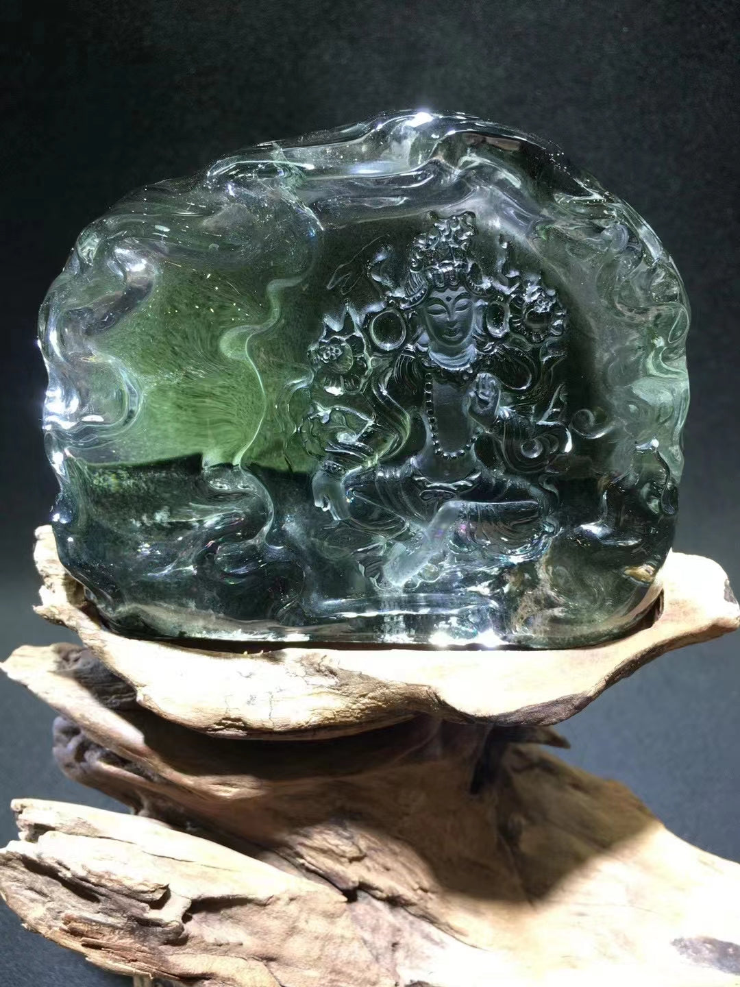 天然綠幽靈星光水晶原石  Natural green ghost star crystal rough stone