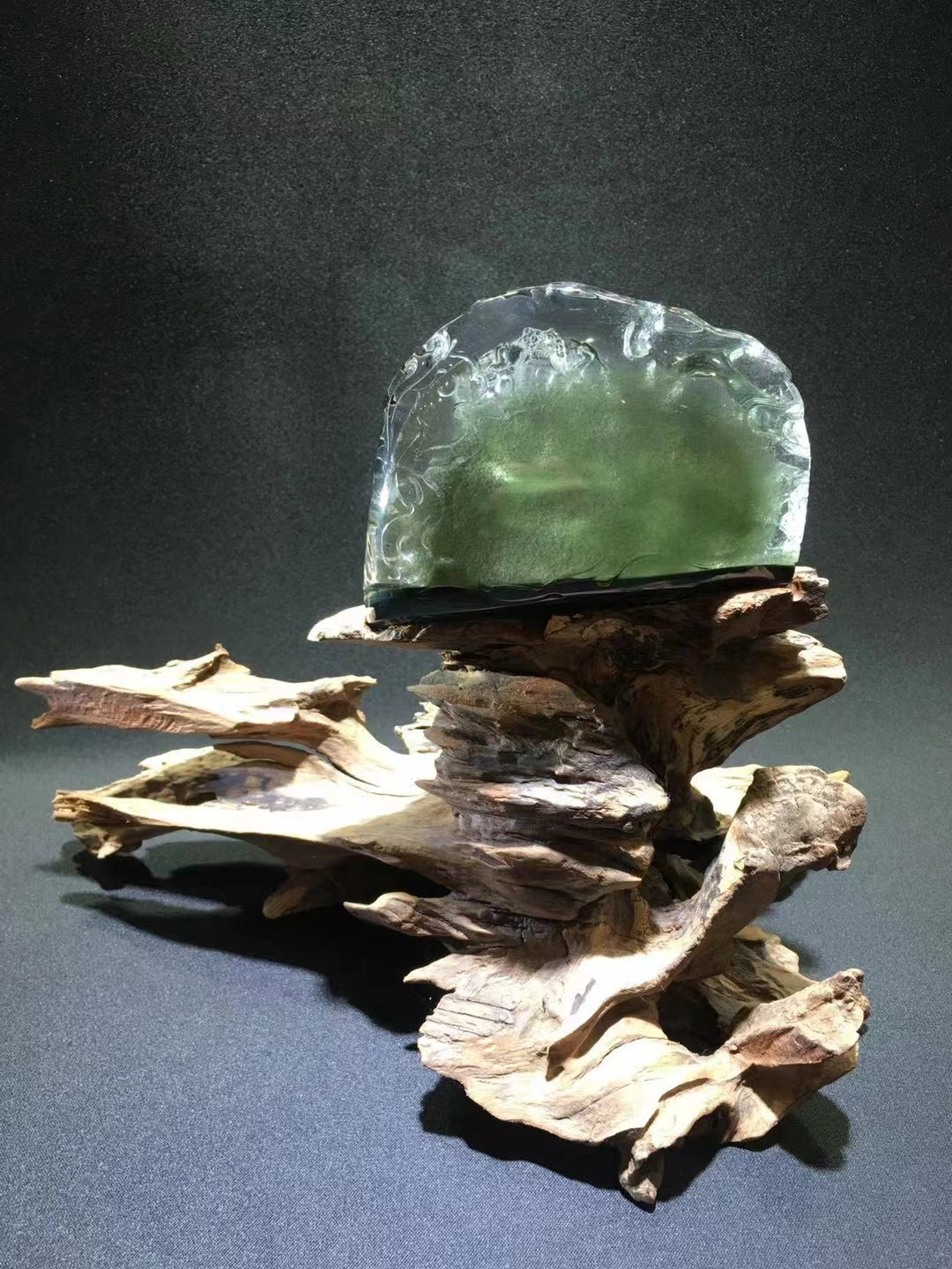 天然綠幽靈星光水晶原石  Natural green ghost star crystal rough stone