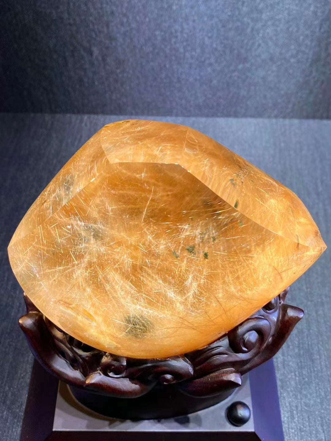 金髮晶原石擺件  Blonde crystal rough stone jewelry