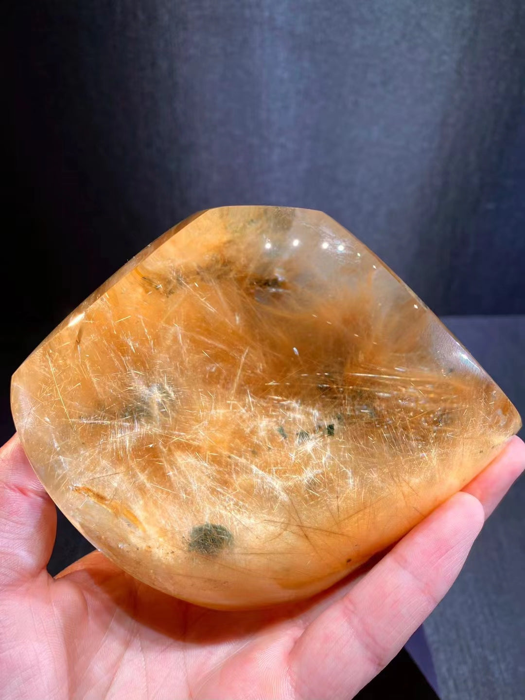 金髮晶原石擺件  Blonde crystal rough stone jewelry